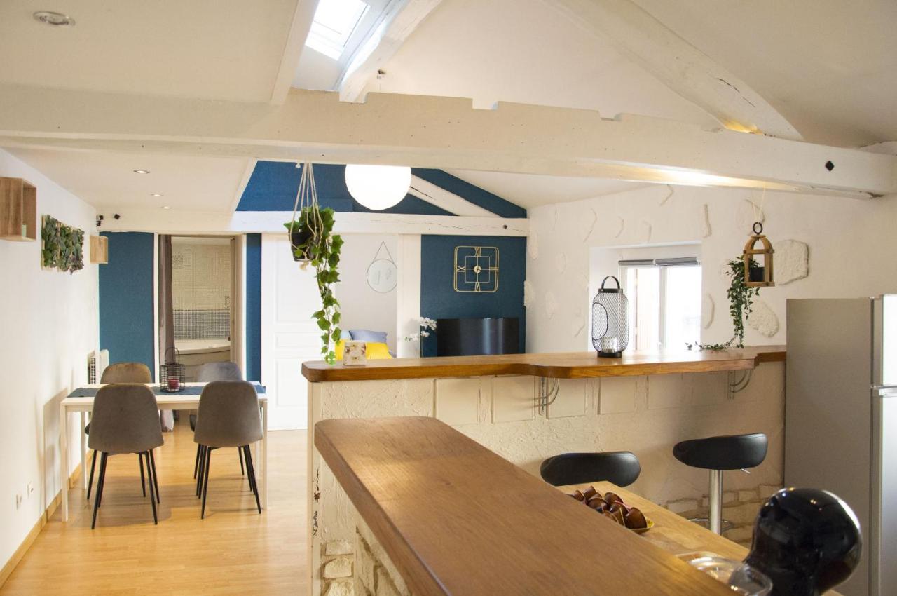 Appartement Magnolia-6 Min De La Gare - Baignoire Balneo- Wifi Gratuit à Melun Extérieur photo