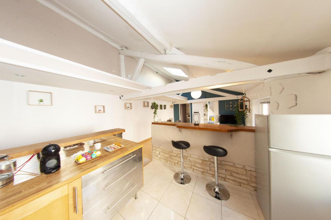Appartement Magnolia-6 Min De La Gare - Baignoire Balneo- Wifi Gratuit à Melun Extérieur photo